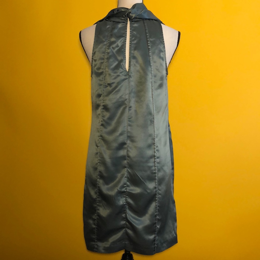 To The Max sleeveless Ribbon above the knee dress - Picture 2 of 8